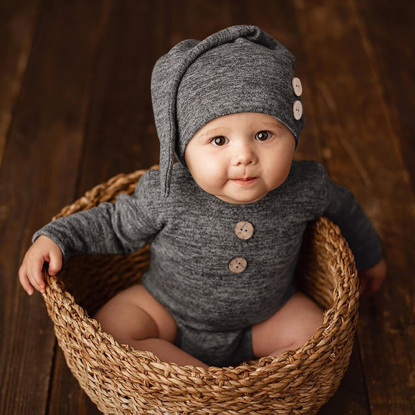 Newborn Full Moon Hundred Days Photography Baby Photo Clothes Props Button Hat 2-Piece Set