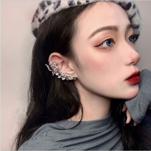 2020 Fashion Geometric Butterfly Clip Earring For Teens Women Ear Cuffs Cool Jewelry Retro Chain Long Hanging Earings Metal Gift freeshipping - Etreasurs